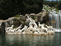 Fontaine de Diane et d'Actéon dans le parc du Palais de Caserte en Italie.