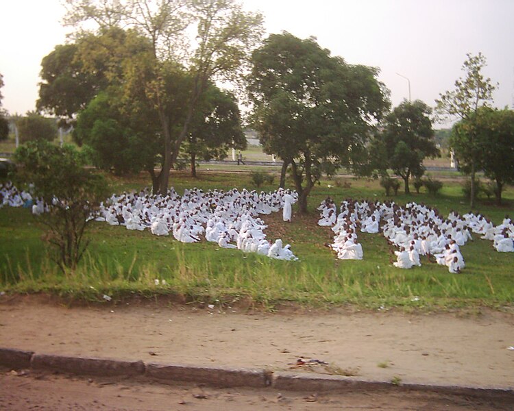 File:Ceremony in Lemba.jpg