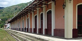 Ti estasion ti tren idiay Cisneros, Antioquia, Colombia.