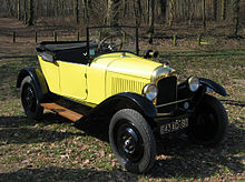Citroën Type C 5HP Torpedo cul-de-poule, connue sous le nom de Trèfle pour sa version trois places (1922 à 1926).