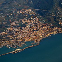 Vue aérienne de Civitavecchia.