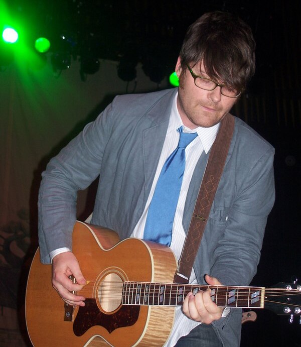 Colin Meloy performing with the Decemberists in Atlanta (2006)