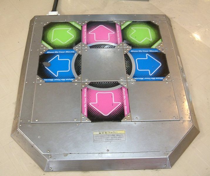 File:Dance Dance Revolution Solo Bass Mix arcade machine stage.jpg