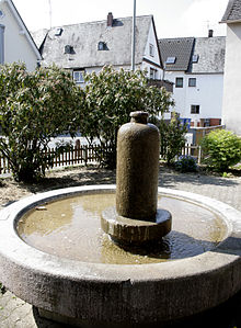 Fontaine d'eau fraîche — Wikipédia