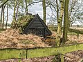 Oude schuilhut met vangkraal voor heideschapen.