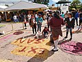 Dibujos en el suelo con aserrín.jpg