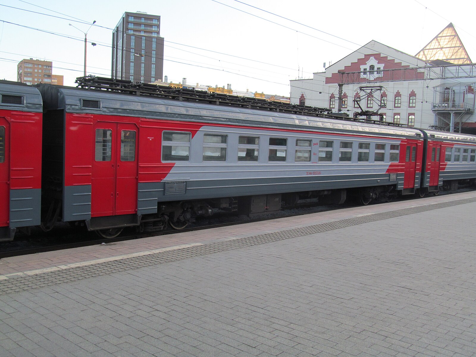 Эд4м промежуточный вагон