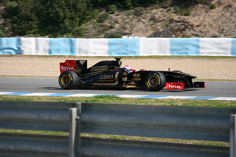 File:F1 2011 Test Jerez 13.jpg