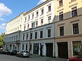 Apartment building in closed development