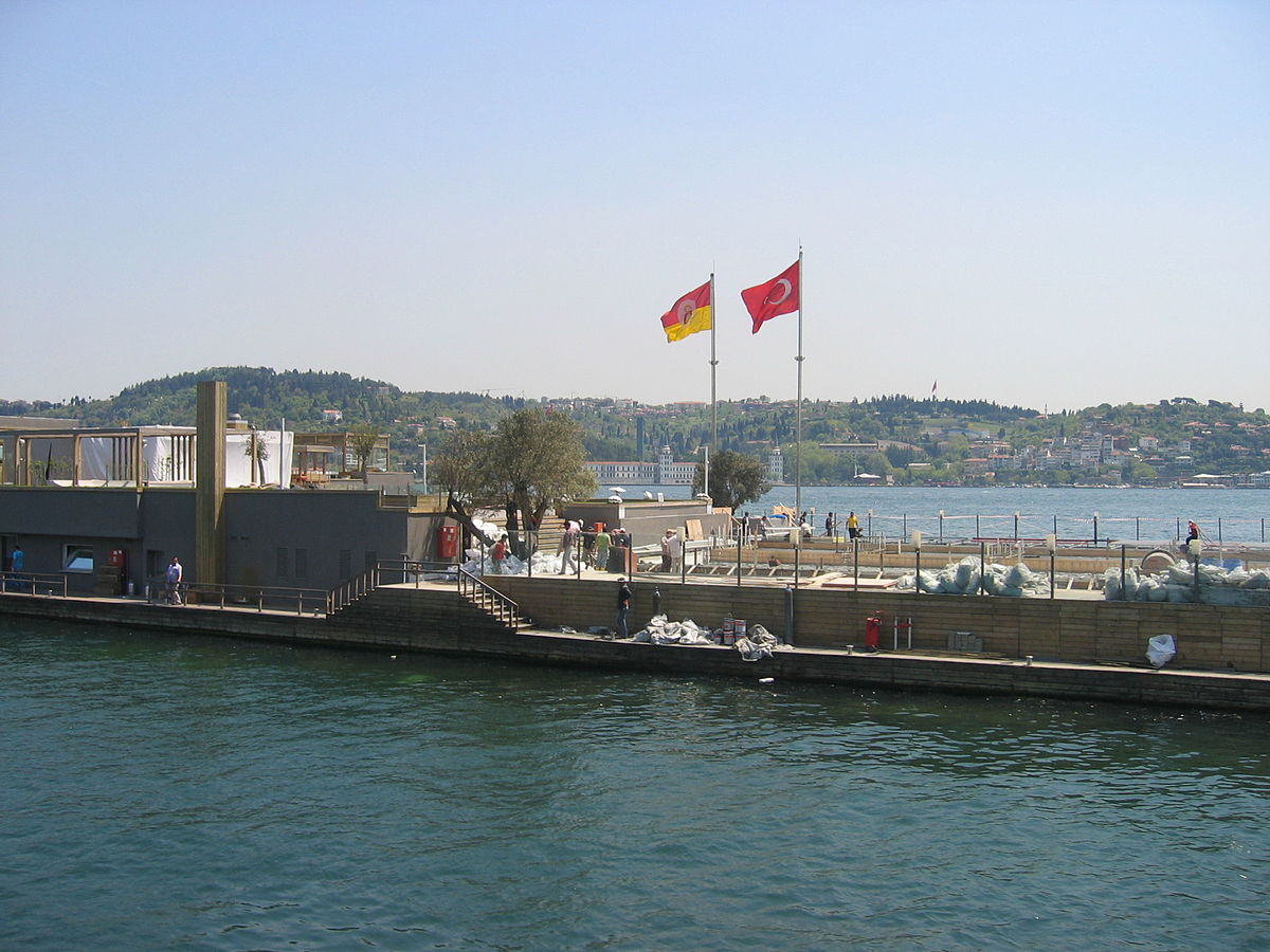 Galatasaray Islet - Wikipedia