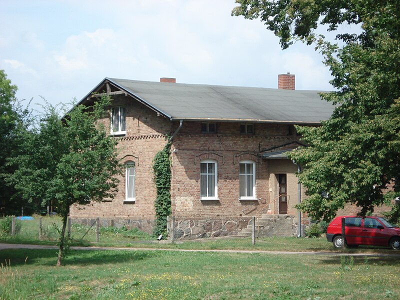 File:Geburtshaus Berthold Beitz an der Berthold-Beitz-Strasse.JPG