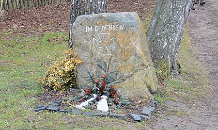 Gedenkstein bei Weddersleben