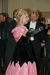 <span class="mw-page-title-main">Lady Colin Campbell</span> British author, socialite and television personality (born 1949)