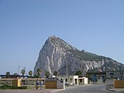 Гібралтарська скеля, сфотографована з боку Іспанії