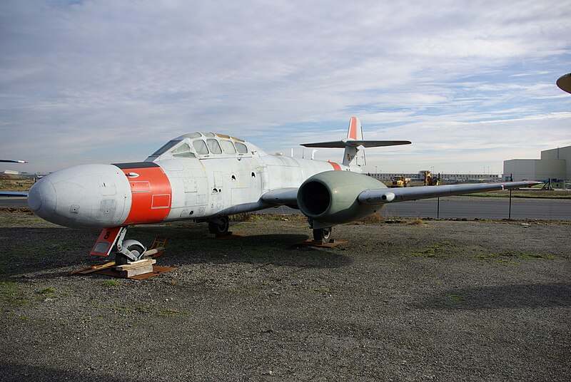 File:Gloster Meteor NF.11 (MAA).jpg