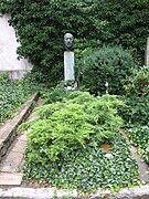 Grave of Heinrich Mann.jpg