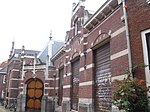 De ingang (sinds 1902) aan Frankestraat 24