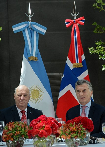 File:Harald V of Norway and Mauricio Macri March 2018.jpg