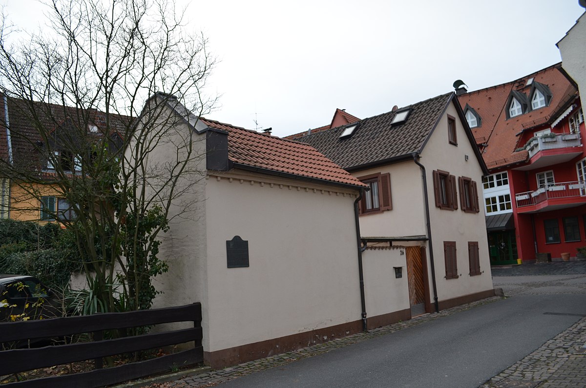 Das haus des oberlehrers hattersheim adresse