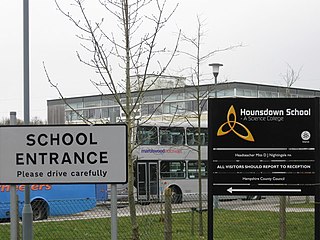 <span class="mw-page-title-main">Hounsdown School</span> Academy in Southampton, Hampshire, England