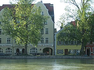 Isargestade street on the (Great) Isar