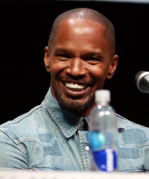 Jamie Foxx's performance received critical acclaim, earning a nomination for the Academy Award for Best Supporting Actor.