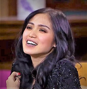 Jessica Iskandar on Ini Talkshow.jpg