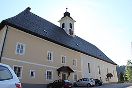 Kirche Pfarrhof Gams.JPG