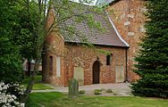 Die Kirche zu Scholen ist eine evangelische Kirche in der niedersächsischen Gemeinde Scholen. Westlicher Anbau, vermutlich 15. Jhdt.