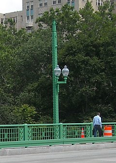 Lamppost on the Connecticut Avenue Bridge that also carried overhead line to power streetcars Klingle Valley Bridge (cropped).JPG