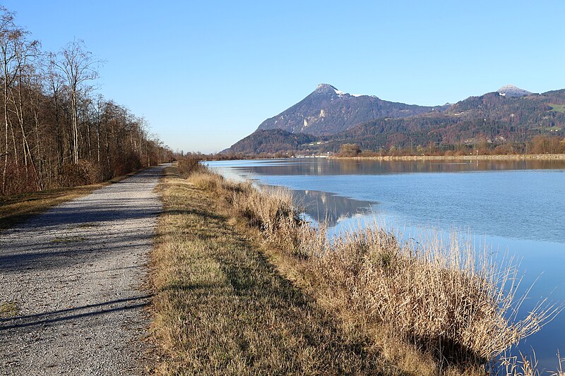 File:Kranzhorn Inndammweg Kiefersfelden-2.jpg