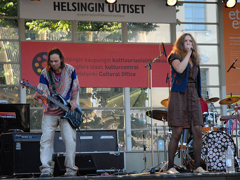 File:Le groupe "Positive Wave" (Helsinki) (2770262723).jpg