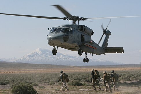 An SH-60 Seahawk waits for a simulated Medical evacuation.