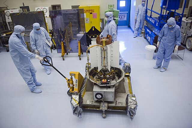 Radioisotope Power System for Curiosity at Kennedy Space Center