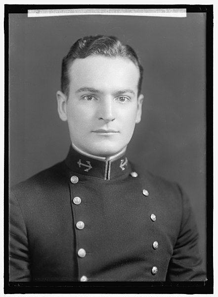 File:MOFFETT, CHARLES S. MIDSHIPMAN. PORTRAIT LCCN2016870705.jpg