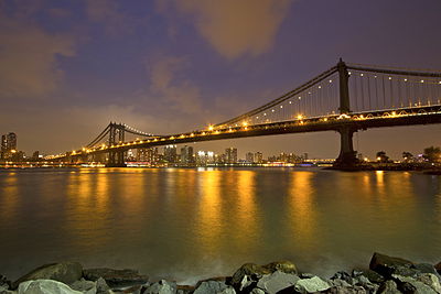 File:Manhattan Bridge at Night.jpg