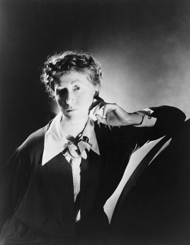 Marianne Moore - Wikipedia