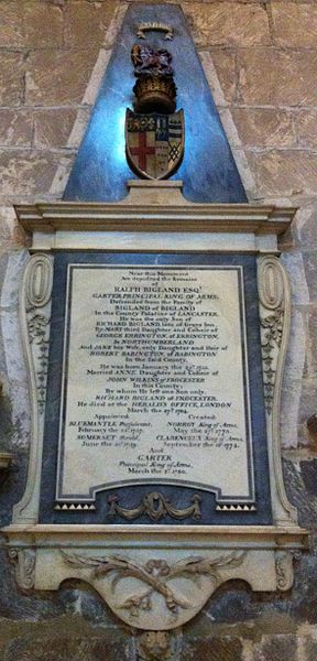 File:Memorial to Ralph Bigland in Gloucester Cathedral.jpg