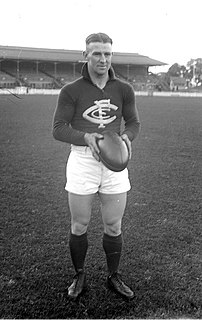 <span class="mw-page-title-main">Mickey Crisp</span> Australian rules footballer, born 1908