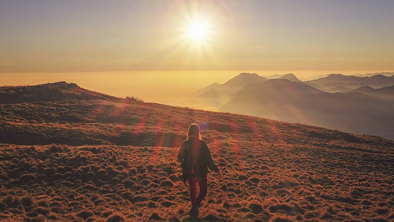 File:Monte Altissimo di Nago sun (Unsplash).jpg