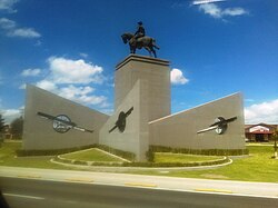 Monumento a Felipe Ángeles.jpg