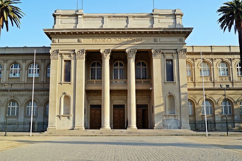 File:Museo Histórico Nacional, Santiago de Chile - Frontis.JPG