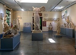 Museo de Escultura Comparada Ernesto de la Cárcova 03.jpg