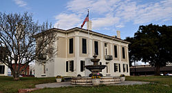 Tua Greene County Alabama Courthouse.jpg