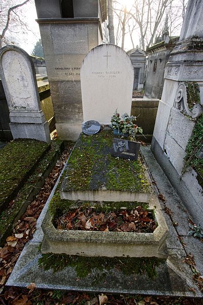 File:Père-Lachaise - Division 65 - Barilero 01.jpg