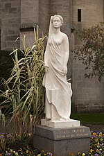 Statue de Marie Fouré