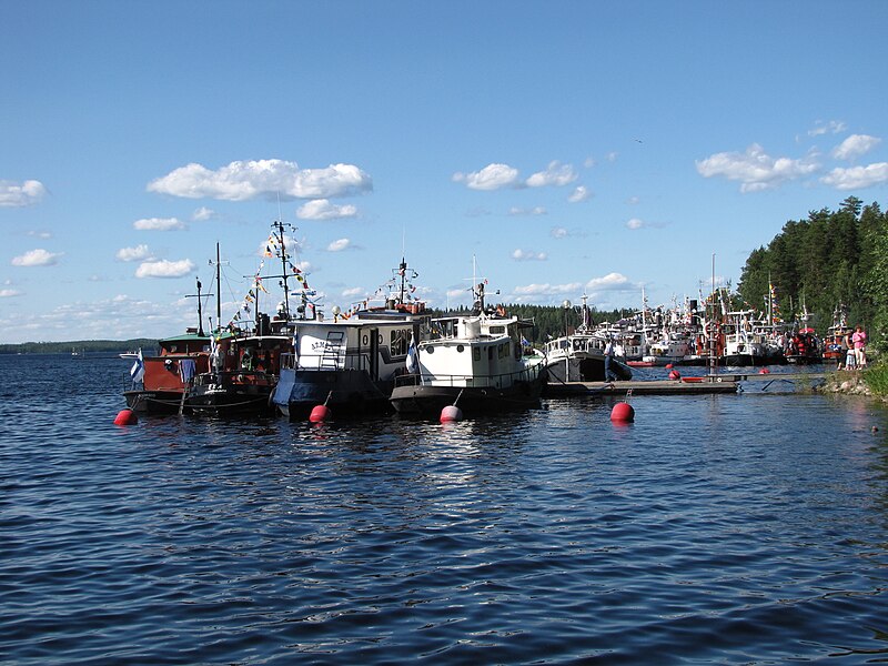 File:Perinnelaivatapaaminen Imatra 2009 1.JPG