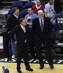 Jackson (right) in 2008, standing next to Lakers assistant coach Frank Hamblen (left).