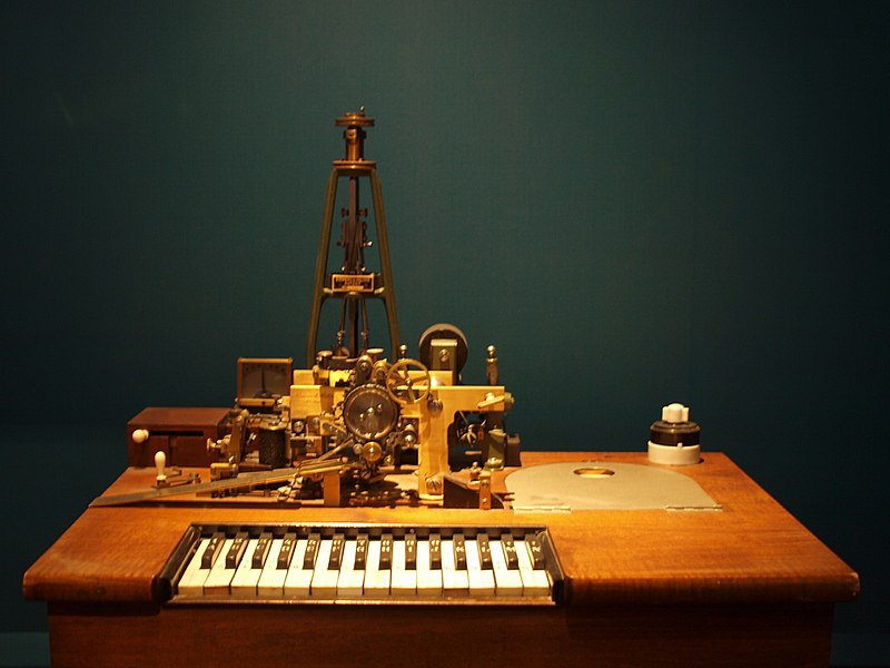 File:Piano keyboard telegraph (3803257141).jpg