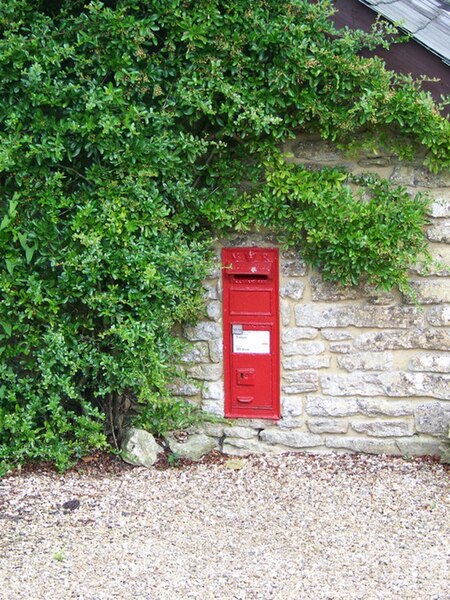 File:Postbox, North Brewham - geograph.org.uk - 1476658.jpg